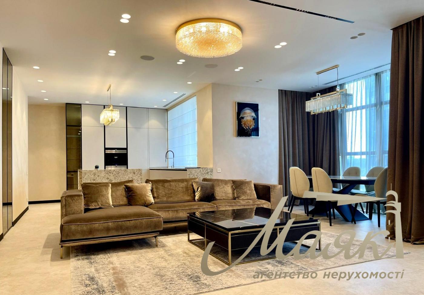 Продаж 4-кімнатної квартири 190м2 в ЖК "Новопечерські Липки" Адреса: вул. Верхогляда (Драгомирова) 15-А, Печерський район, Київ.