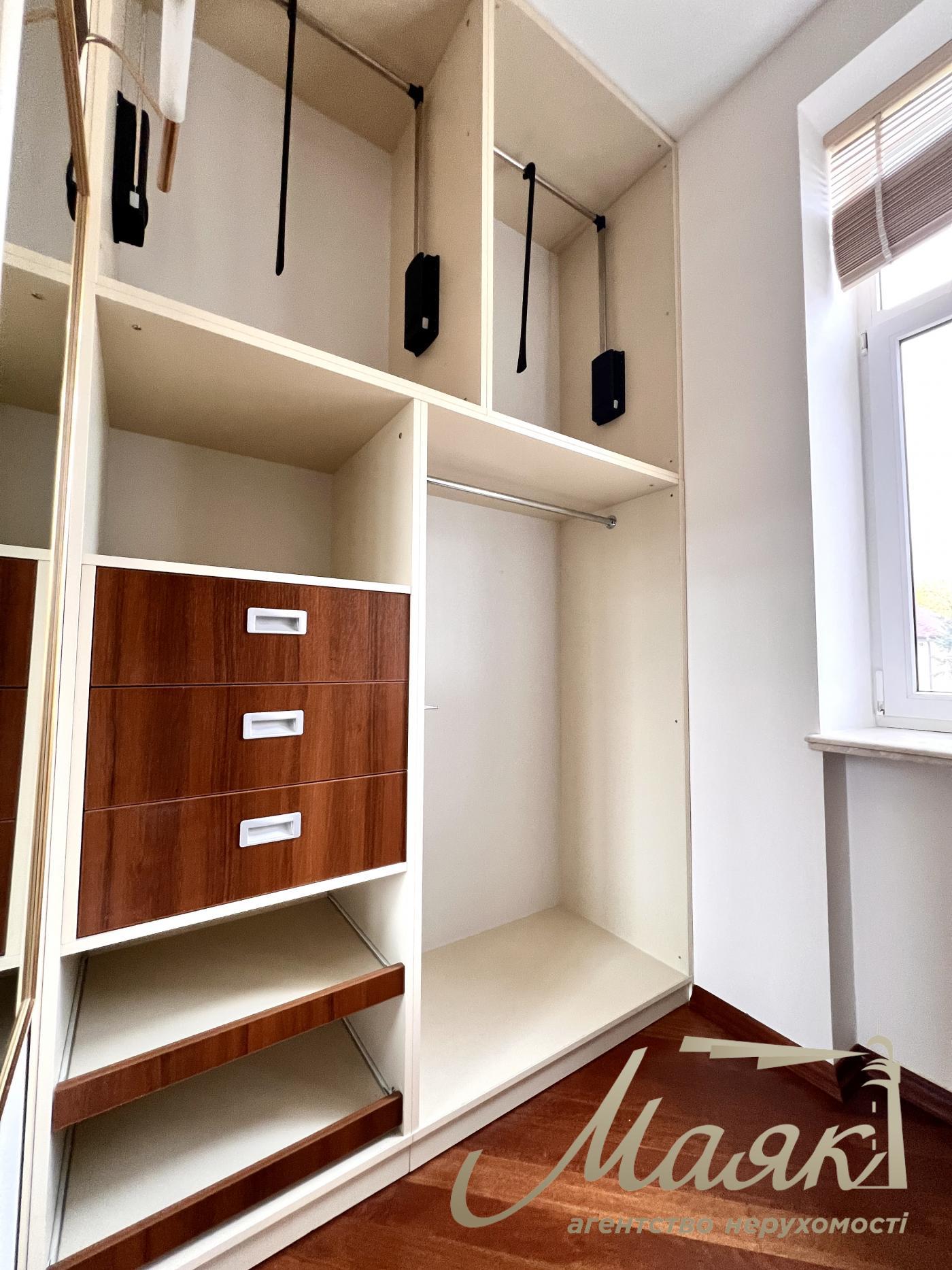 Оренда 2-х поверхової резиденції 430м2, Козин, Конча - Заспа