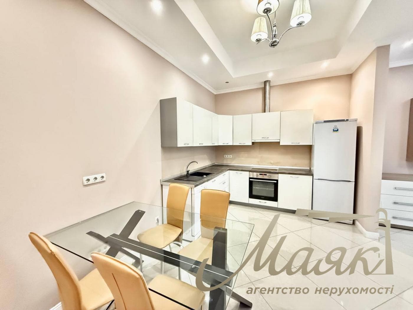Продажа 2-комнатной квартиры с ремонтом, 88 м², в клубном доме Botanic House (Ботаник Хаус), Печерск, Болсуновская, 23