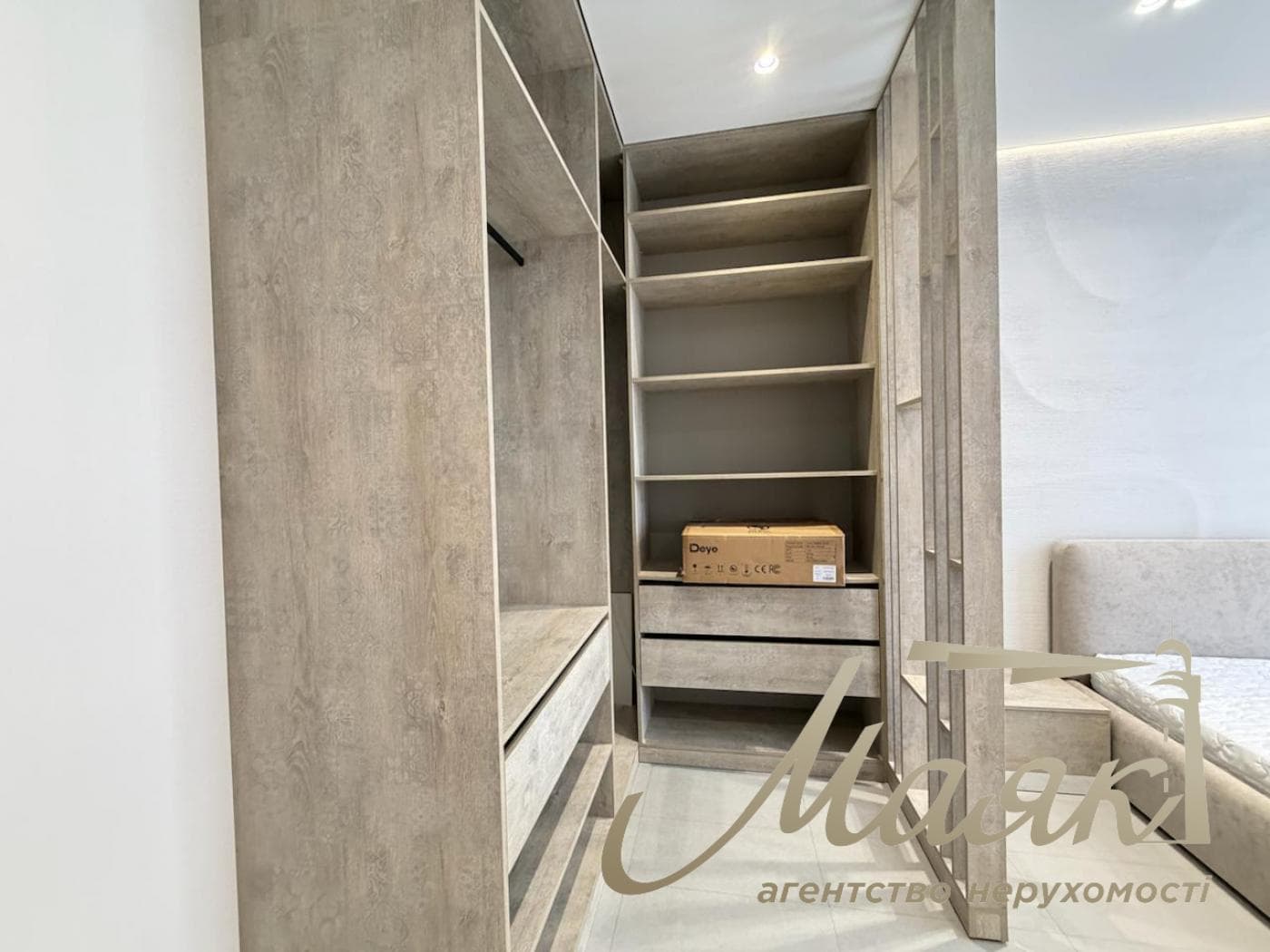 3-Bedroom Apartment for Rent in the Novopecherskie Lipki Residential Complex, 15B Verkholyuda (Dragomirova) St.