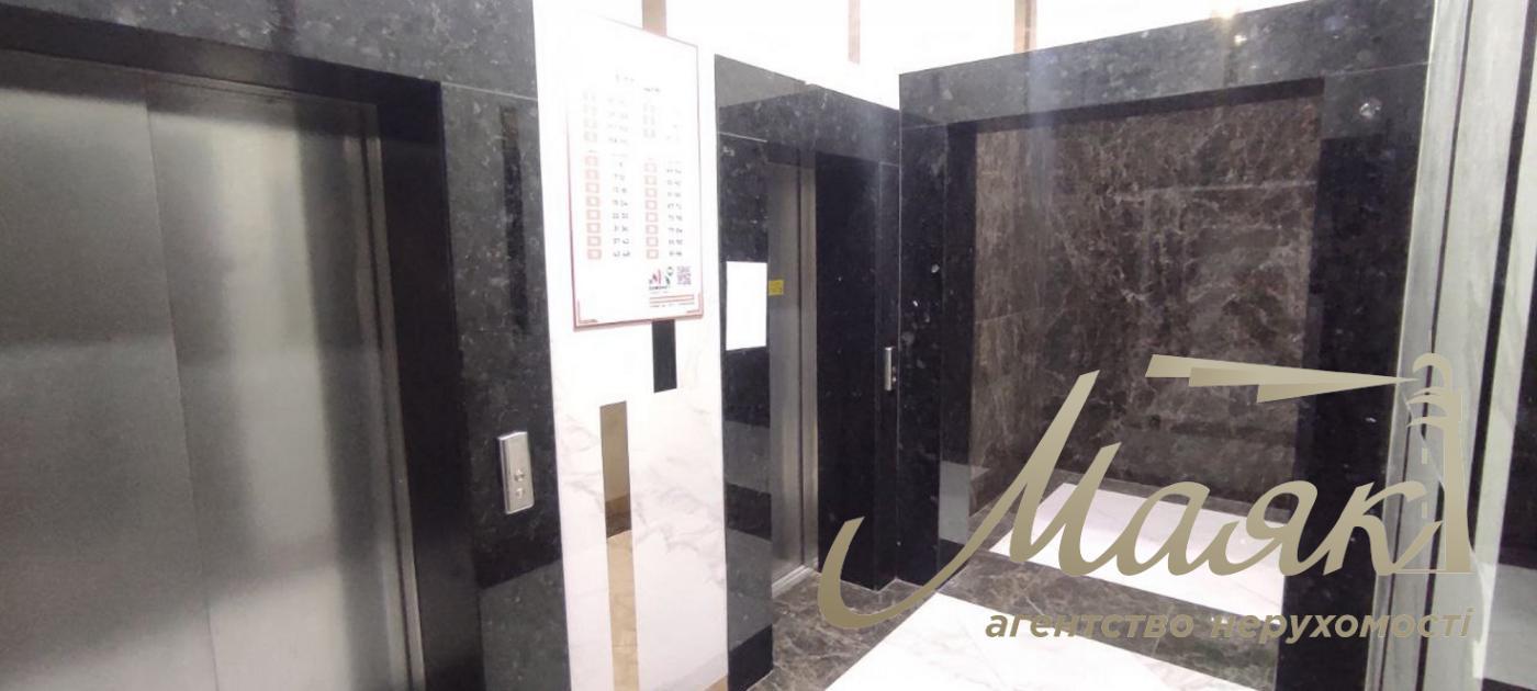 Sale of 2-room apartment in Podol Plaza residential complex, Glubochitskaya st., Kontraktovaya Ploshad