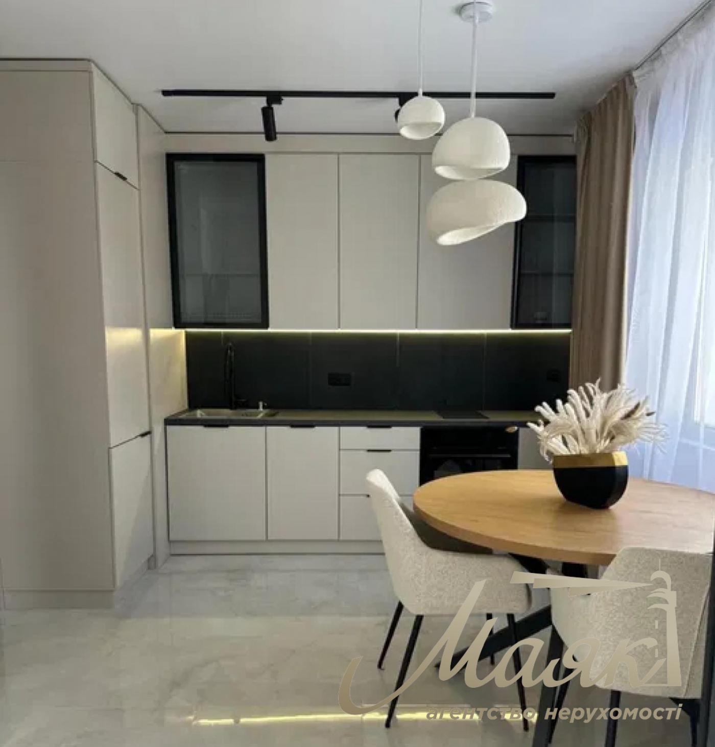 Продажа 1-комнатной квартиры (евро-2) в ЖК «Новая Англия», дом «Ноттингем», Голосеевский район