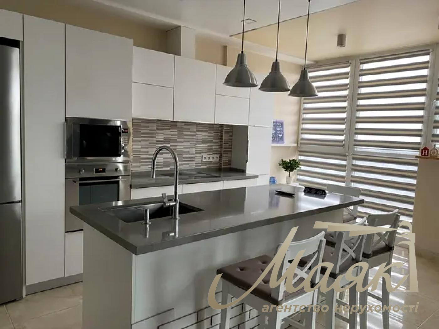 Оренда 2 кімнатної квартири в Жк Либідь, вул. Казимира Малевича 89, Голосіївський район