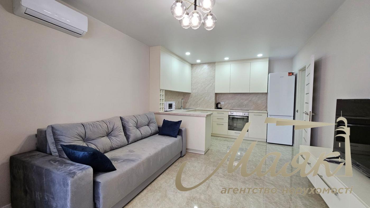 Аренда 3-х комнатной квартиры в ЖК Навигатор.