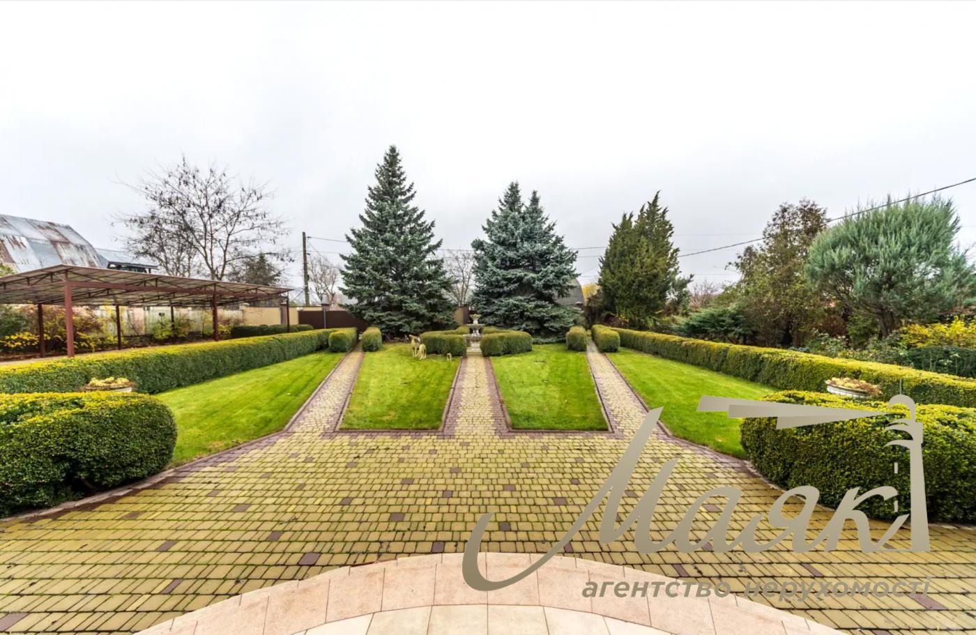 Оренда 2-х поверхового будинку 631м2, Голосіївський район