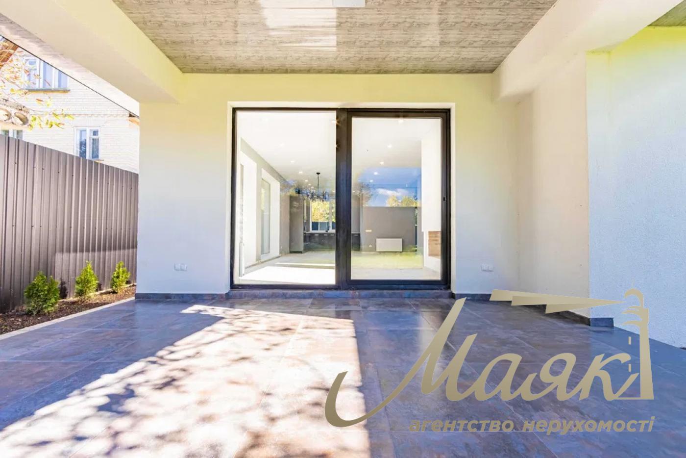 Sale of house in Kozin