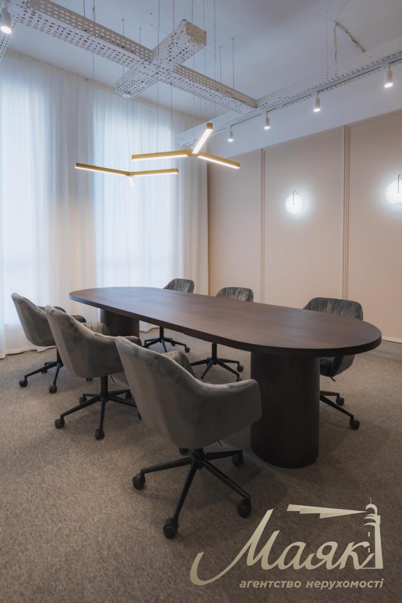 Оренда офісу ЖК Ярославів Град, вул. Бульварно-Кудрявська