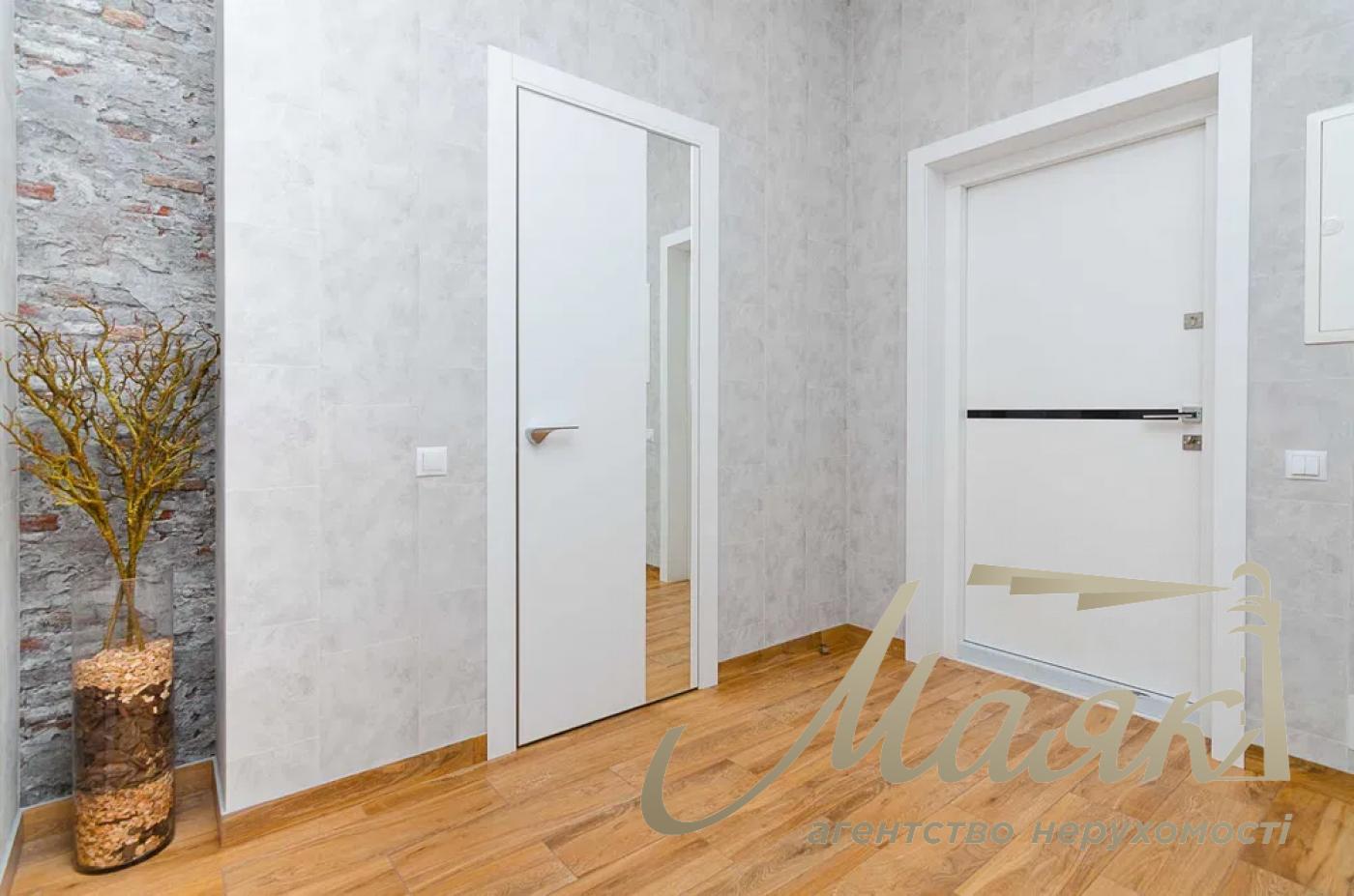 Продажа 1-комнатной квартиры 50м2, в ЖК "Французский квартал" Печерский район