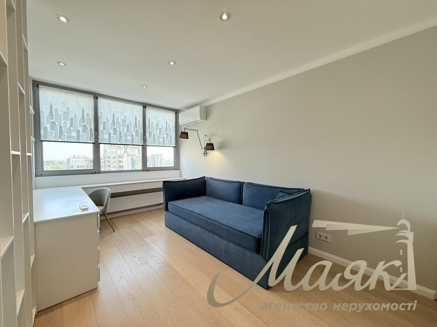 100-square-meter penthouse for rent in the Podvysotsky residential complex, Podvysotsky Street