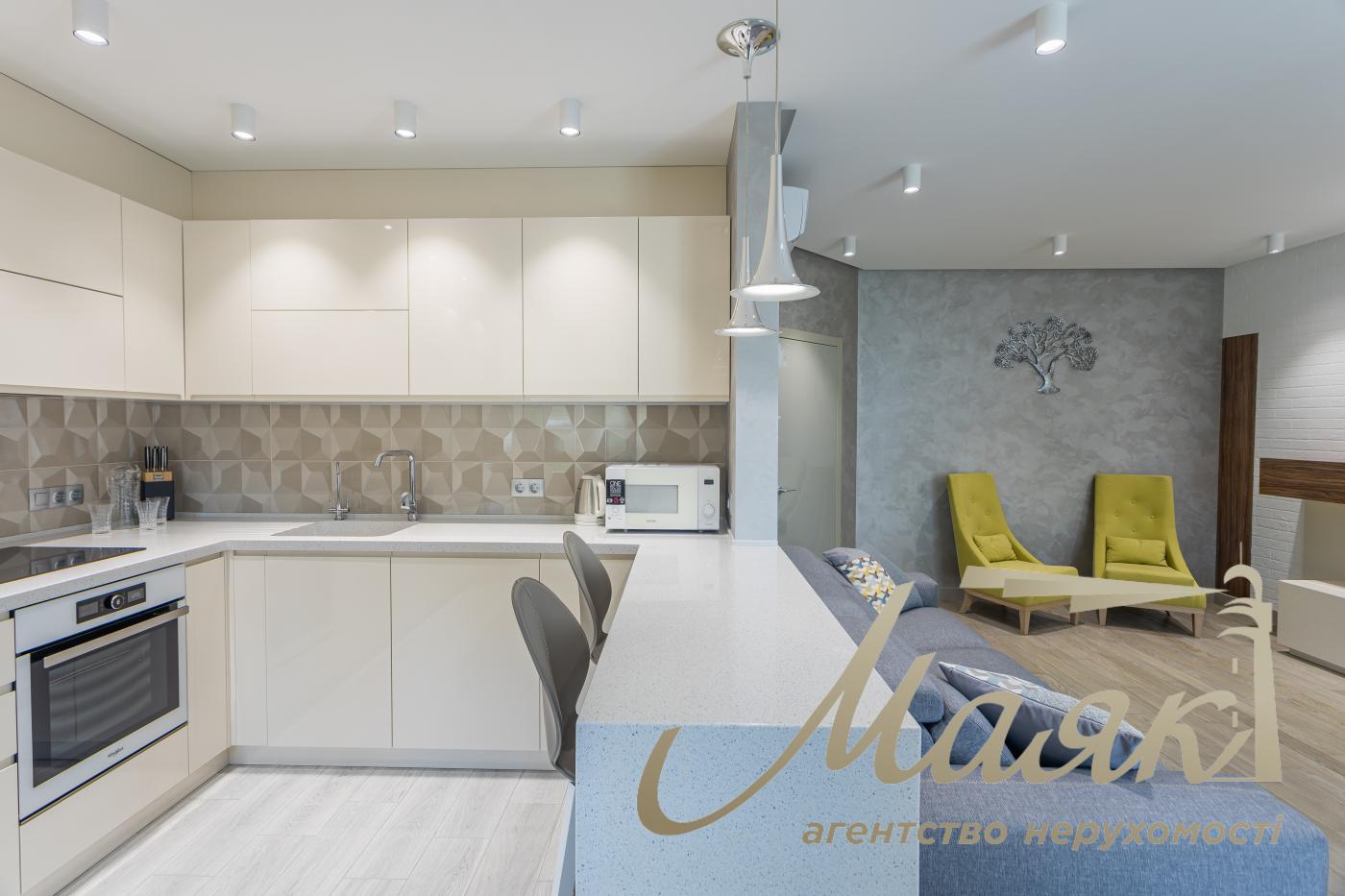 Продаж 3х-кімнатної квартири 108.3м2 вул. Коперника, Шевченківський район, Лук'янівка, Київ