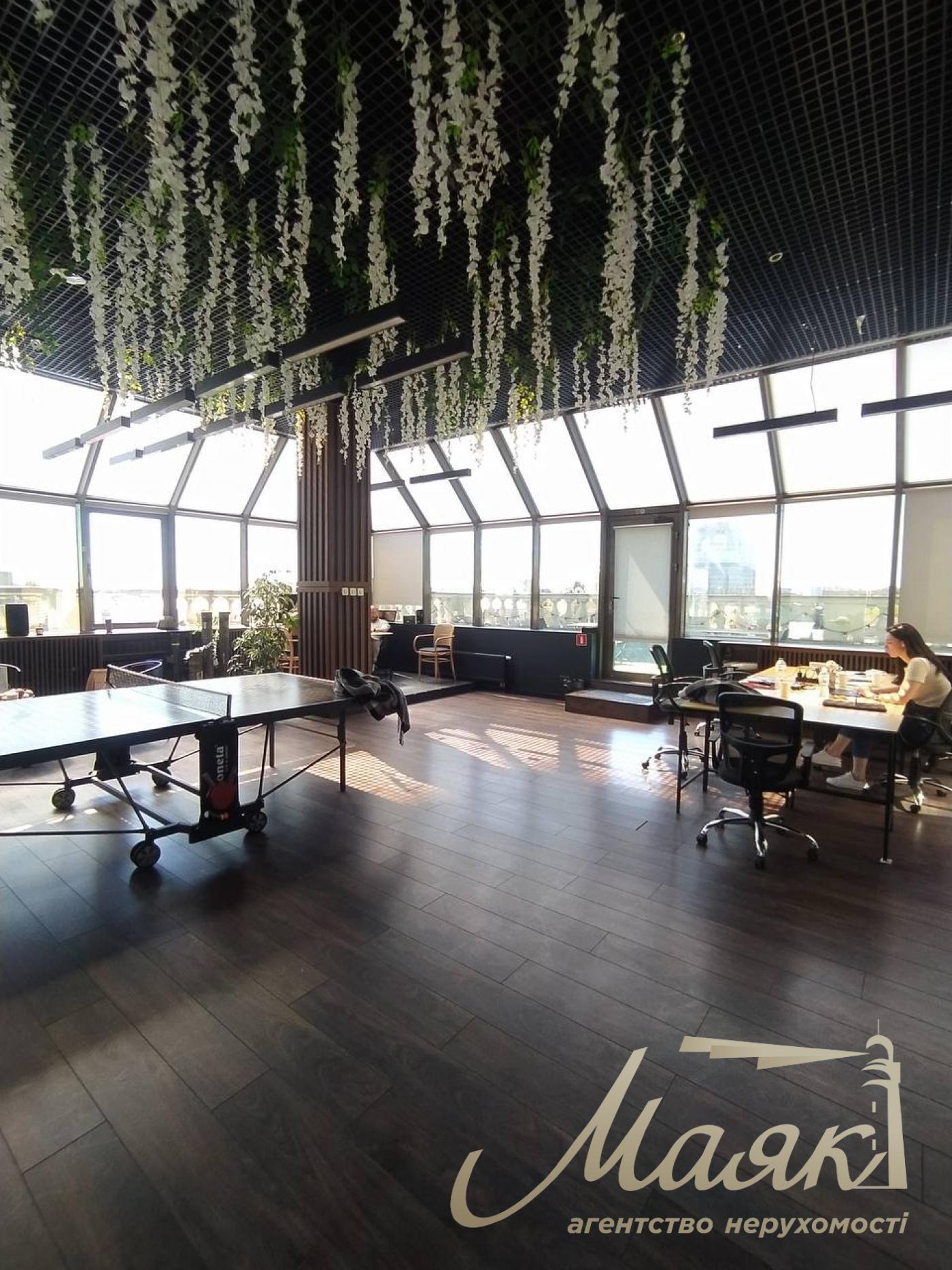 Rent duplex office 580 sq.m. in BC Leonardo on Bogdan Khmelnitsky str. 19/21