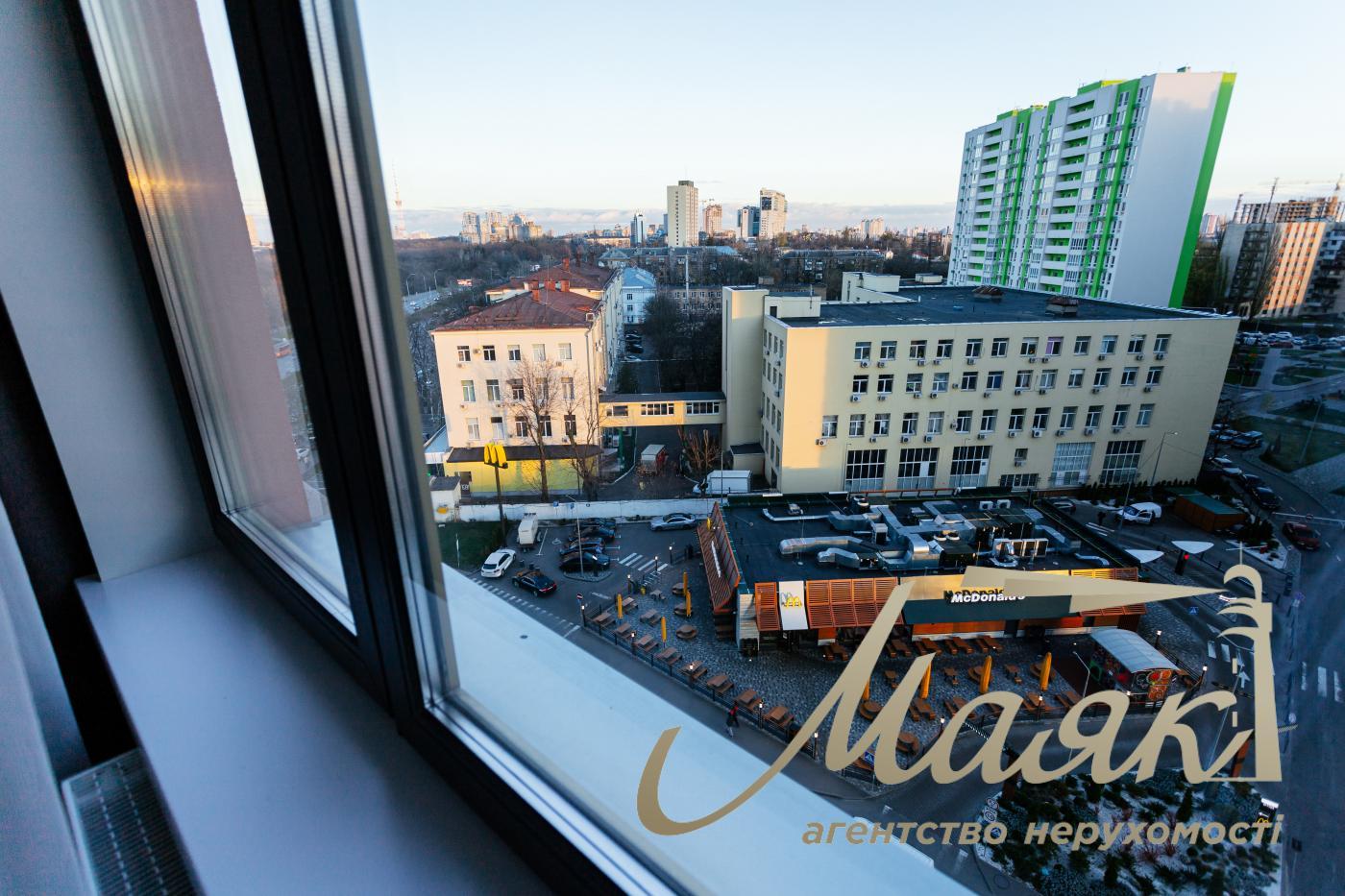 Продаж 3х-кімнатної квартири 86 м2 в ЖК "ЖК RESIDENT Concept House" Володимирська 86а, Київ