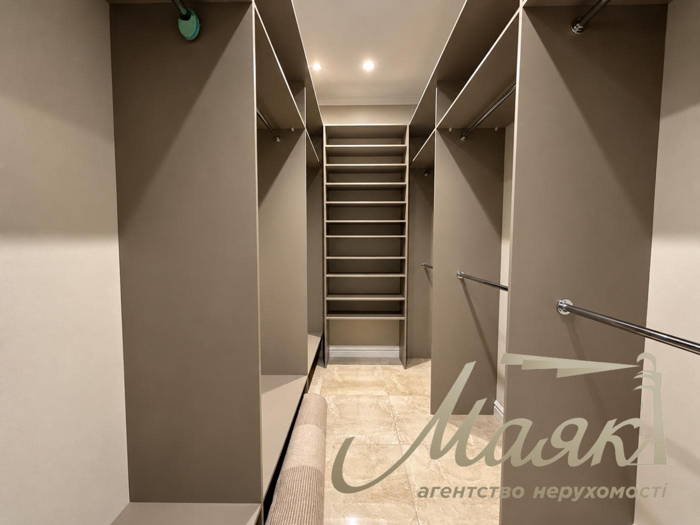 Продаж 3-кімнатної квартири з ремонтом, 150 м², у клубному будинку Botanic House (Ботанік Хаус), Печерськ, Болсуновська, 23
