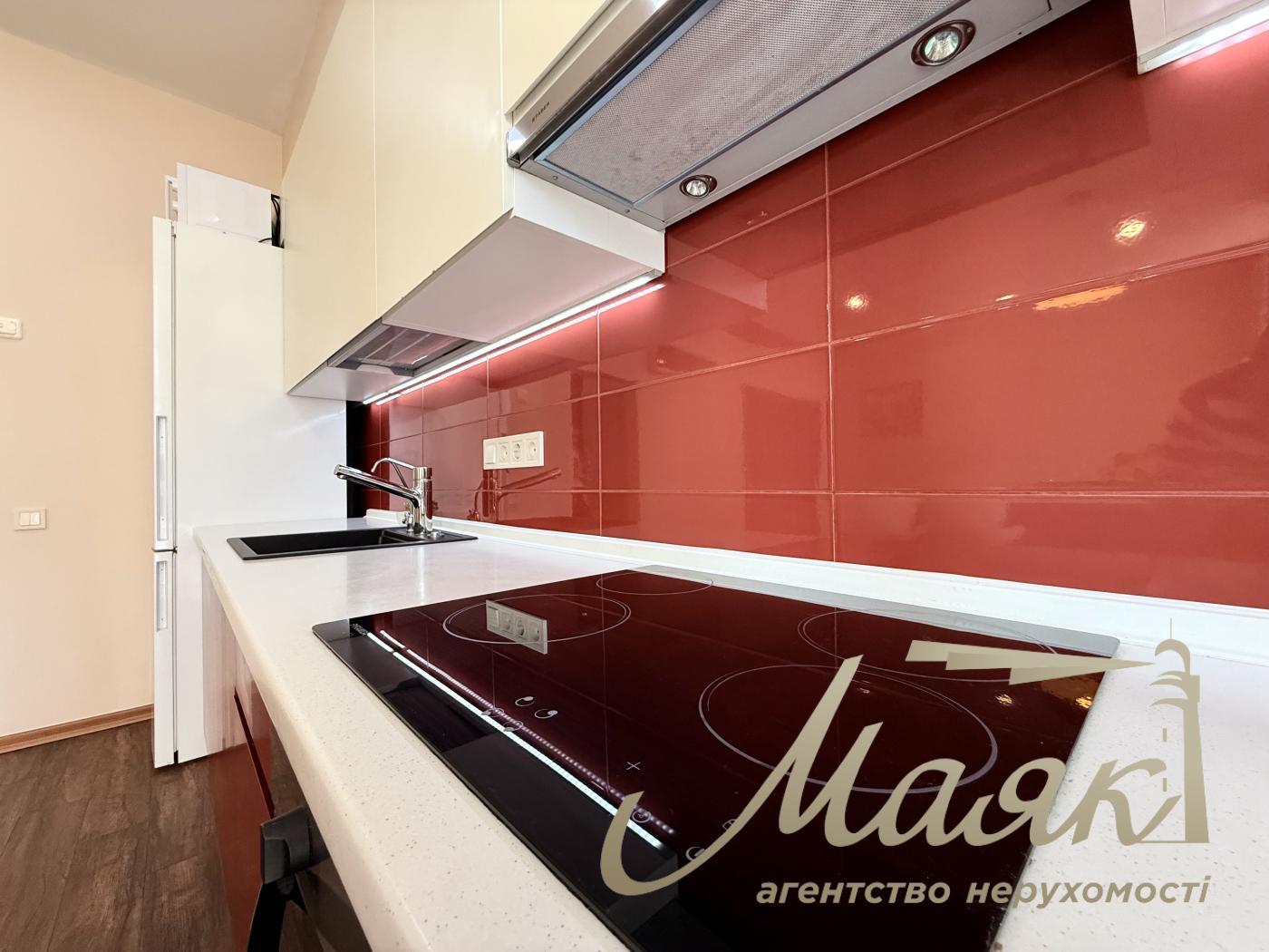 Rent 1-bedroom apartment 55 m² in LCD "Novopecherskie Lipki" str. Dragomirova, 20, 11th floor, Pechersk district, Kiev.