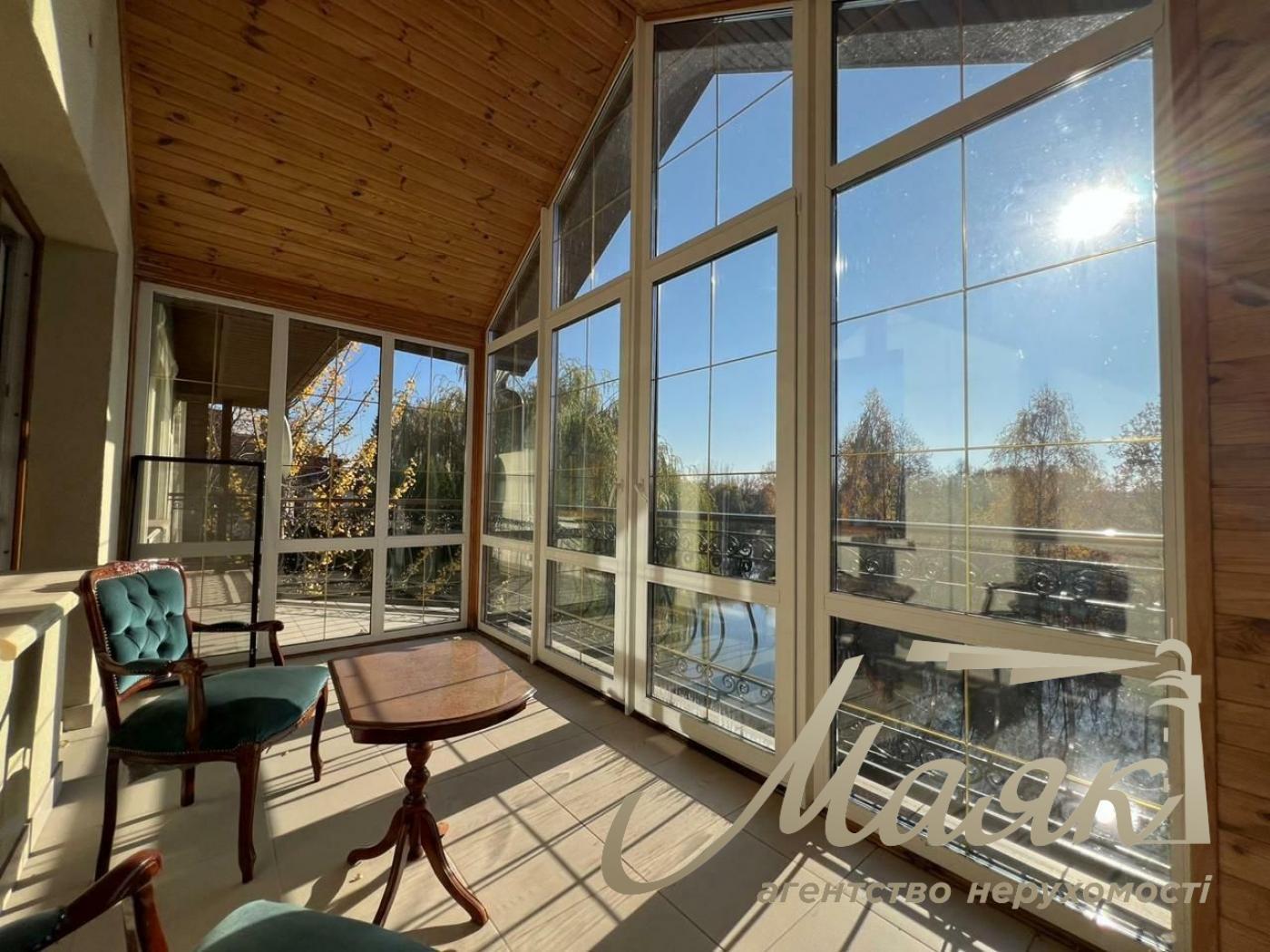 Продаж будинку в Золотих Воротах з виходом на річку. с. Козин