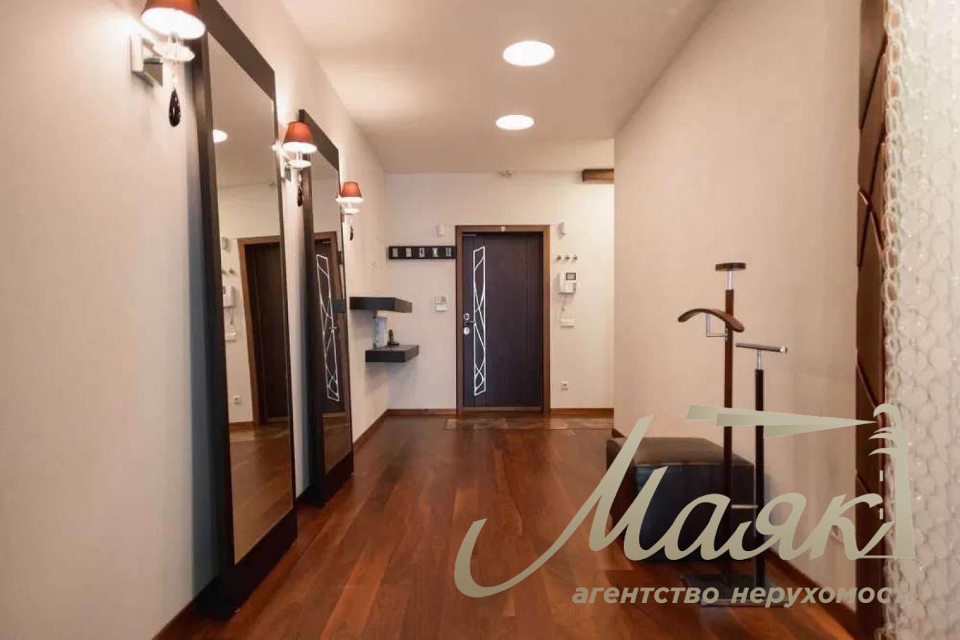 Продаж 4к-квартири 195 м2 вул. Панаса Мирного, 17 Печерський район