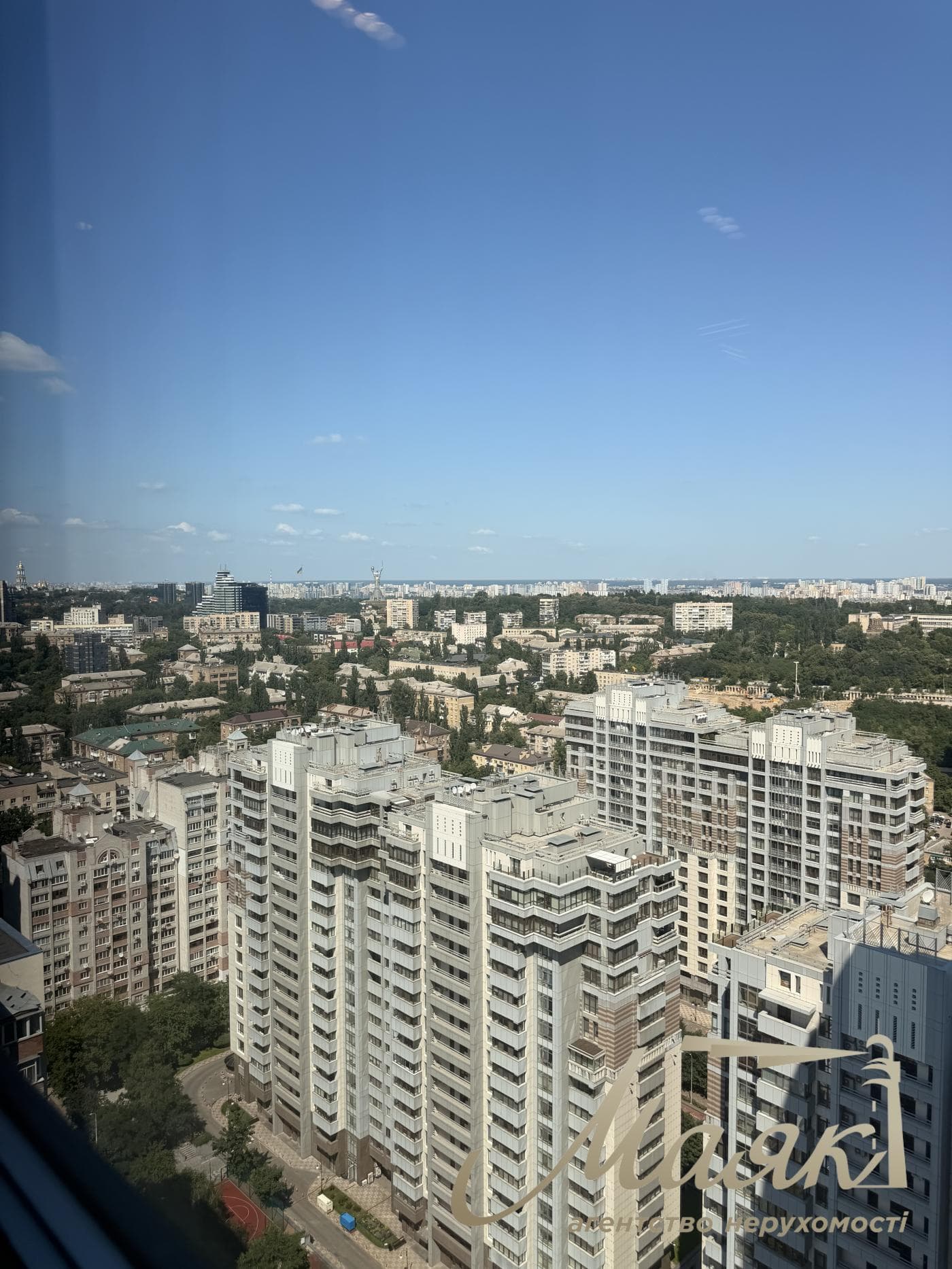 Продаж 2-кімнатної квартири у ЖК «Дельмар», вул. Верхогляда (Драгомирова)
