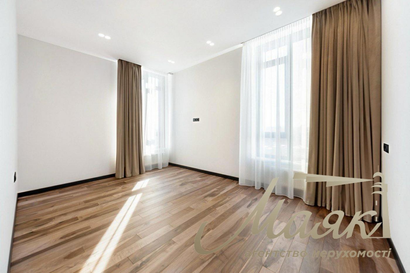 Продаж 3-кімнатної квартири 106м2 ЖК TRIIINITY, Печерський район, вул. Василя Тютюнника, 39/2