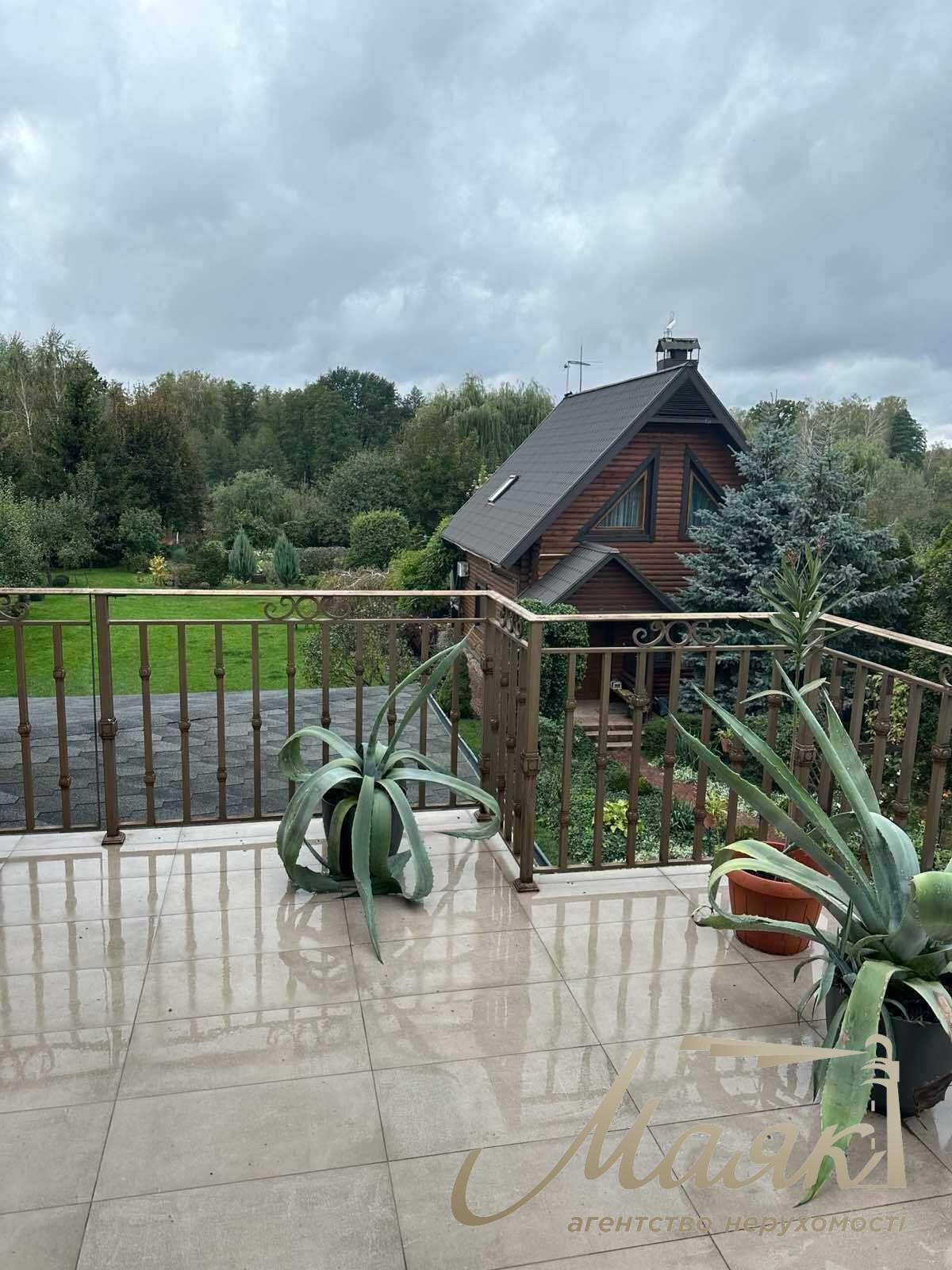 Продажа дома 245 м², 30 соток в Голосеевском районе (Конча-Заспа, хутор Мрыги)