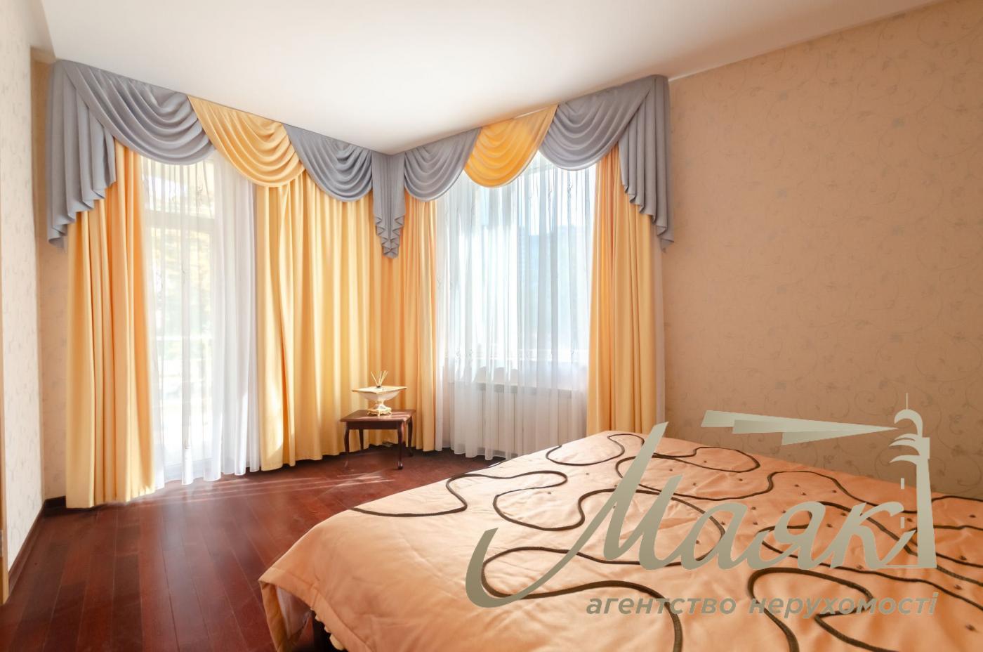 Оренда будинку в центрі Києва, Печерський район, вул. Чигоріна,