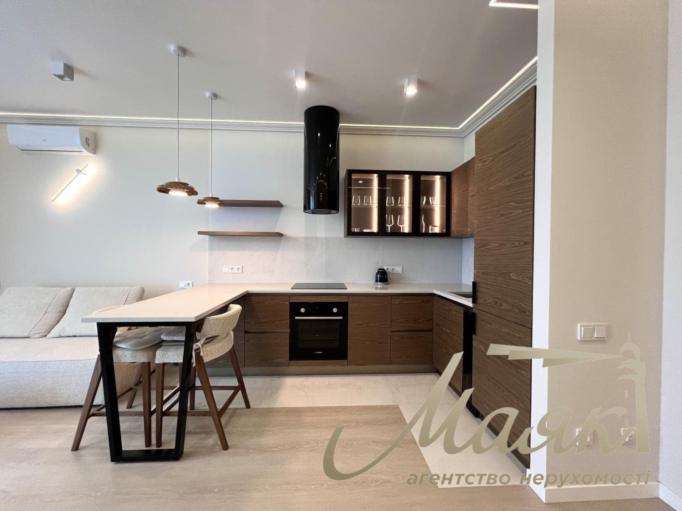 Продаж 1-кімнатної квартири з гарним видом (58,4 м²) у ЖК «Riverstone», вул. Дніпровська Набережна, 10-Д