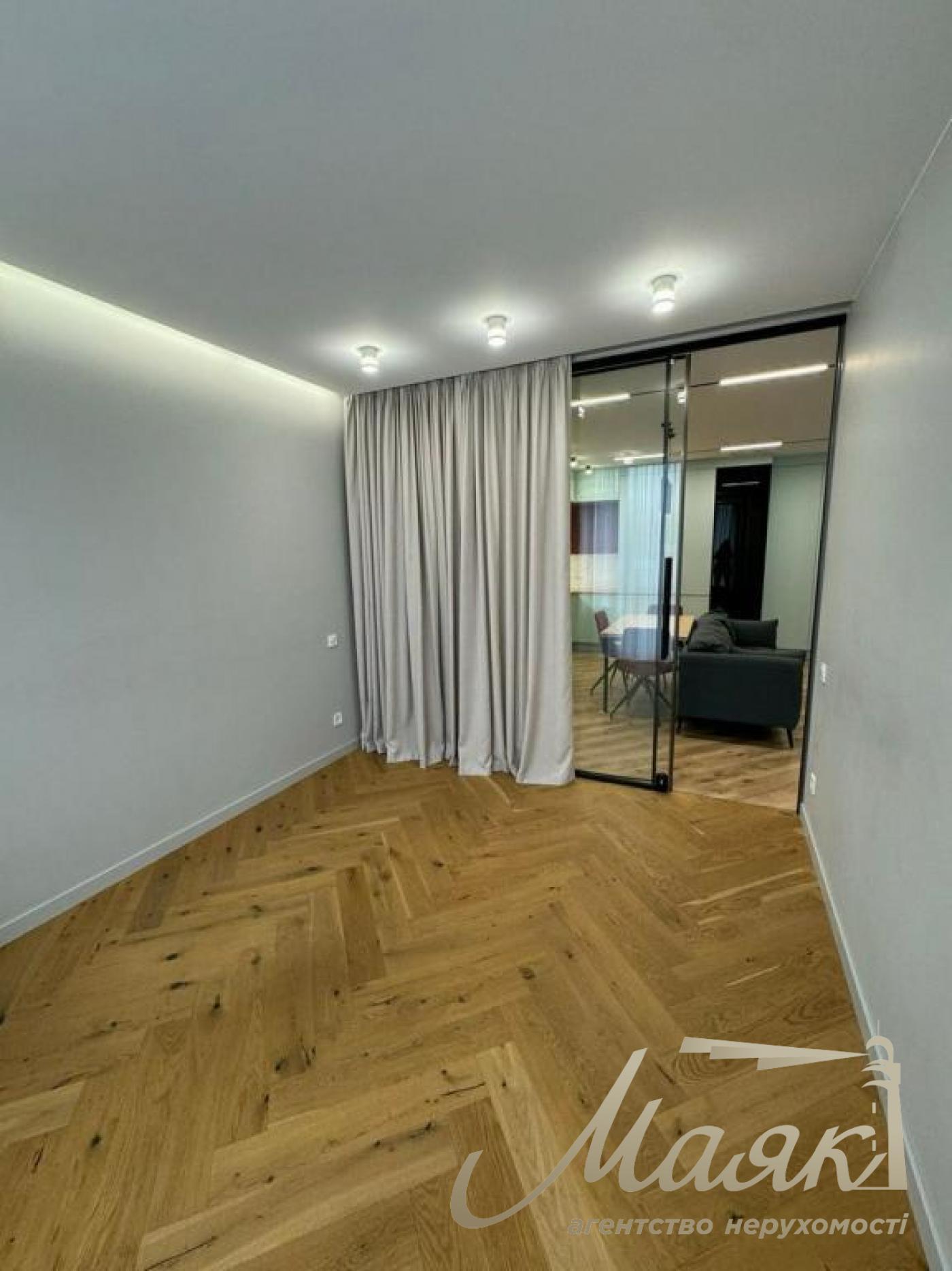 Оренда 4-х кімнатної квартири, 86 м2 ЖК Французький квартал 2 Маккейна Предславинська