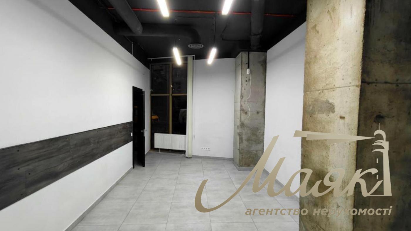 Оренда фасадного приміщення, вул. Глибочицька