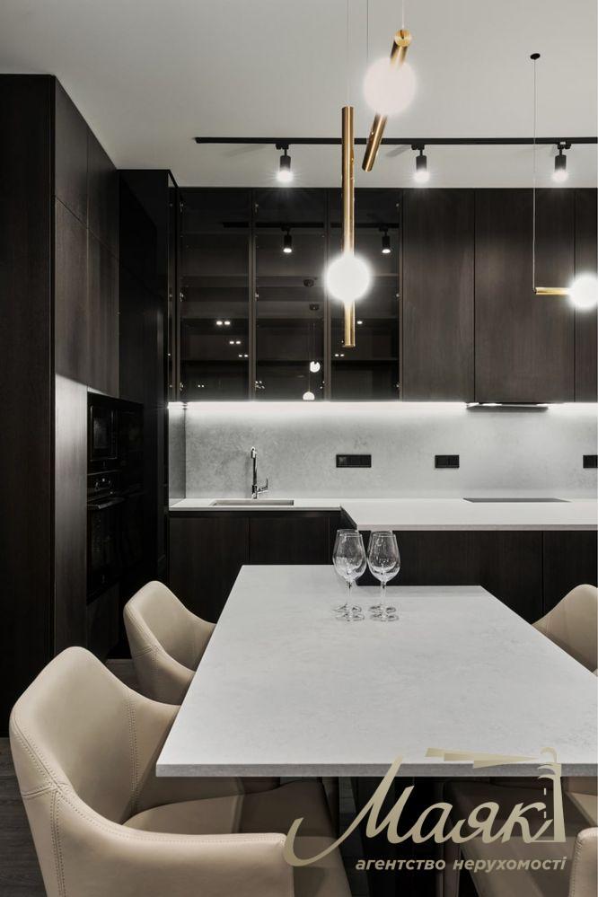 Продаж 2к квартри, 100м2 ЖК Chicago central house, Антоновича 44