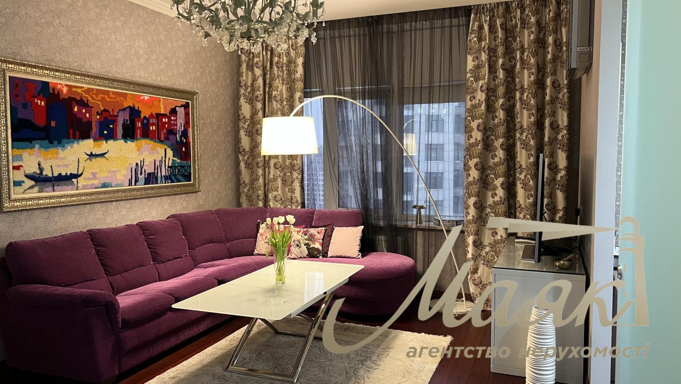 Оренда 3 кімнатної квартири в ЖК Новопечерські Липки, Андрія Верхогляда просп. , 16