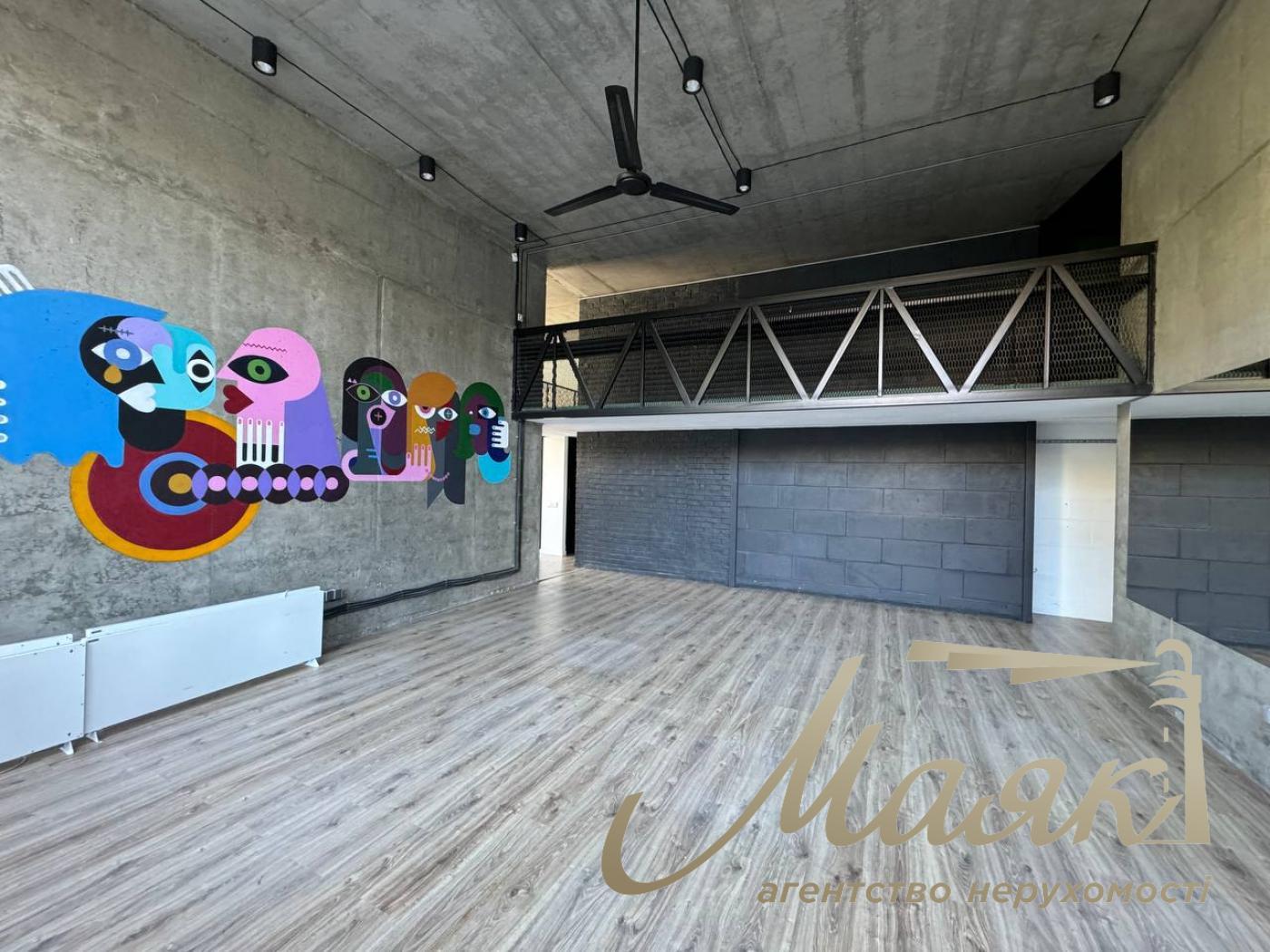 Sale of commercial premises 160 m2 in residential complex Prestige Hall, Tyutyunnika 37/1, Center