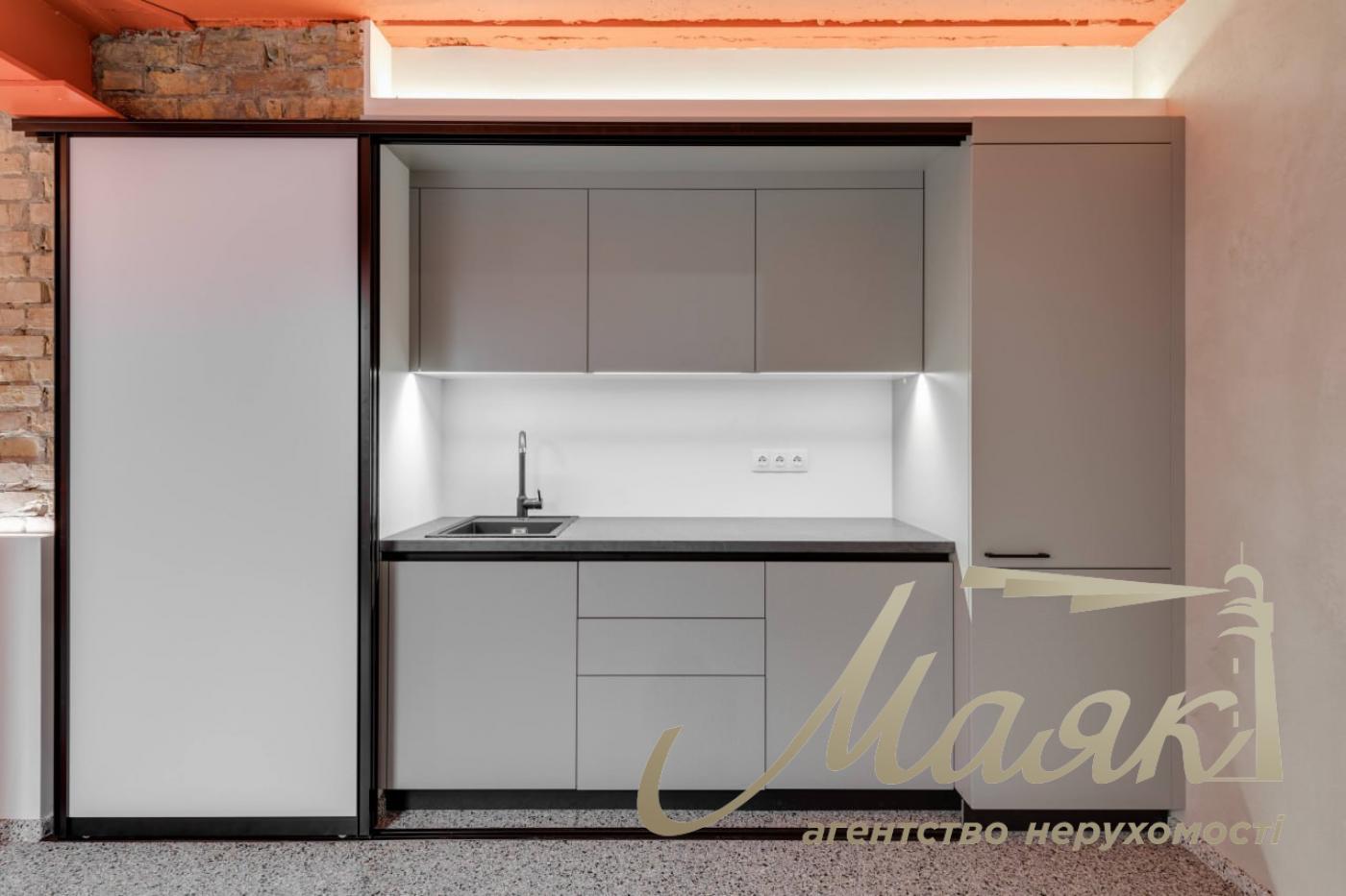 Оренда офісу 270м2 на Воздвиженка, Поділ