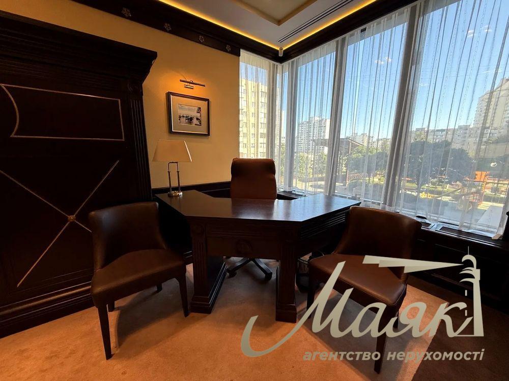 Office space for rent 120 m2 in Obolon Residence Minskskaya Residential Complex