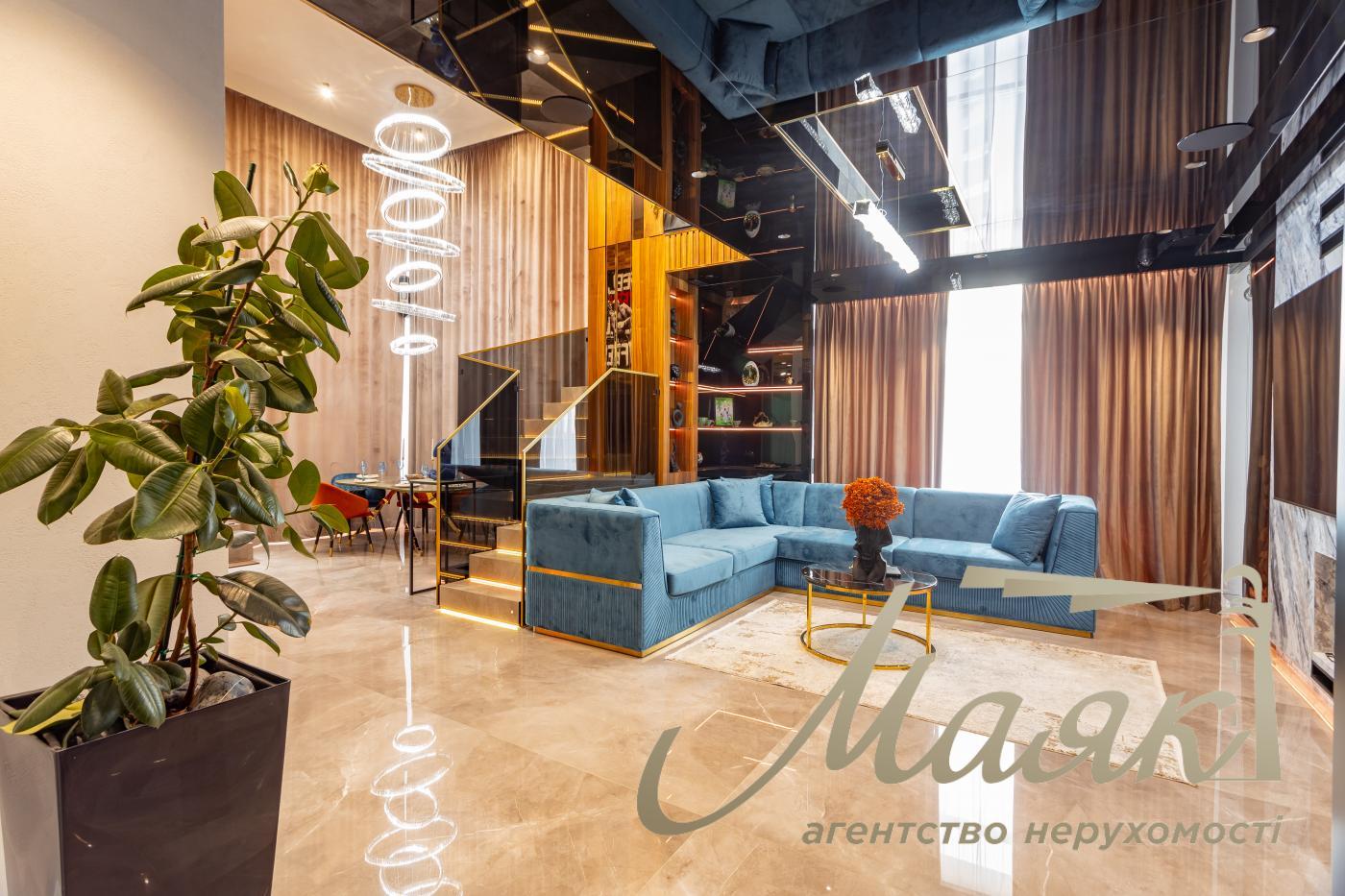Продаж пентхауса 195 м² з терасою та дизайнерським ремонтом у ЖК Park Avenue VIP, Київ