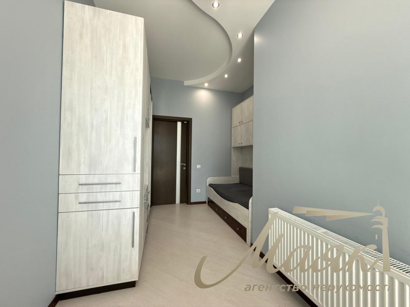 4-room apartment for rent in Pechersk, Novopecherskie Lipki residential complex, 9 Dragomirova St.