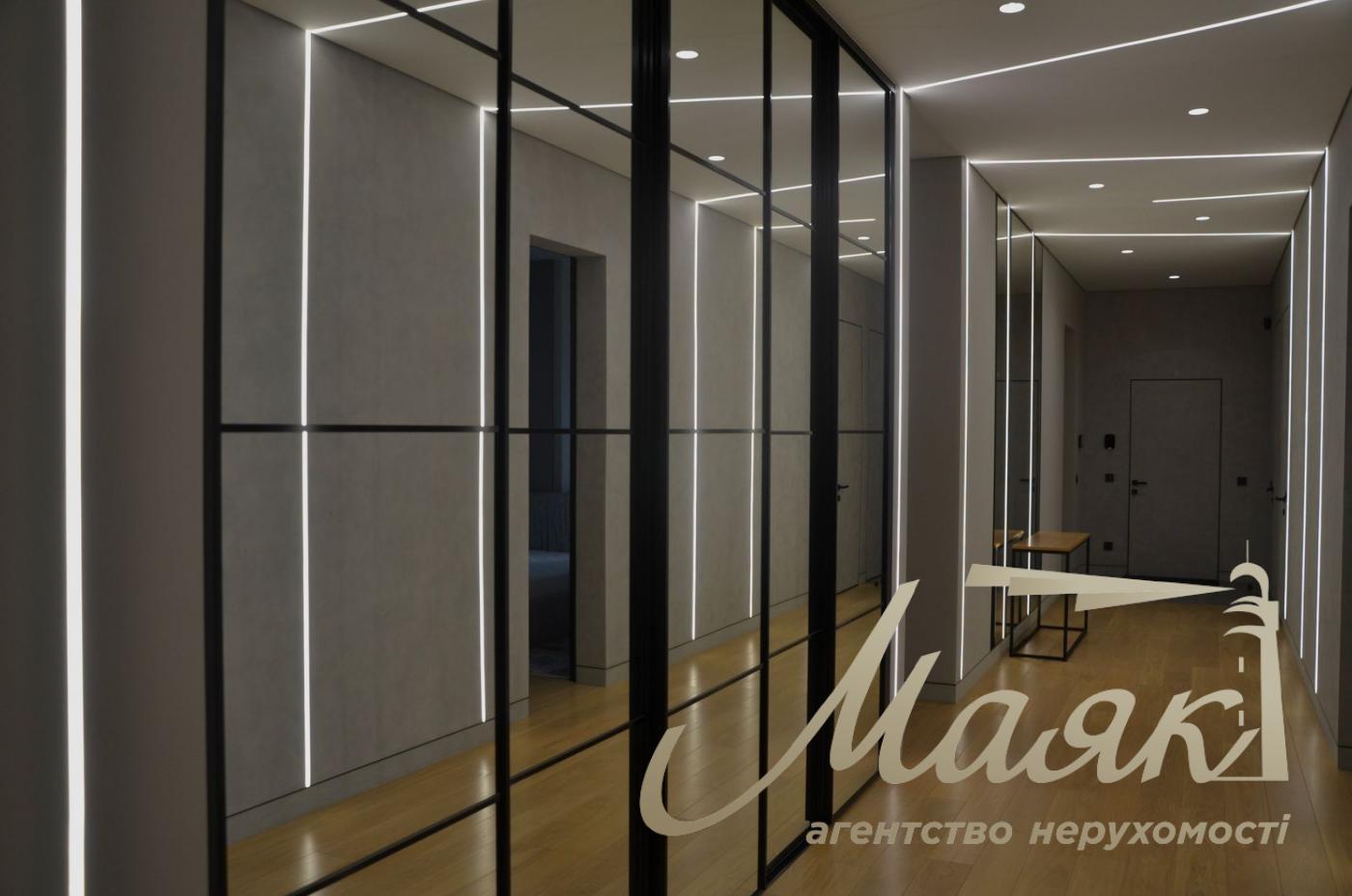 We offer for sale an elite one-storey house with exquisite designer repair, located in the cottage town KDT "Chernobylets" (Lake Mininka)