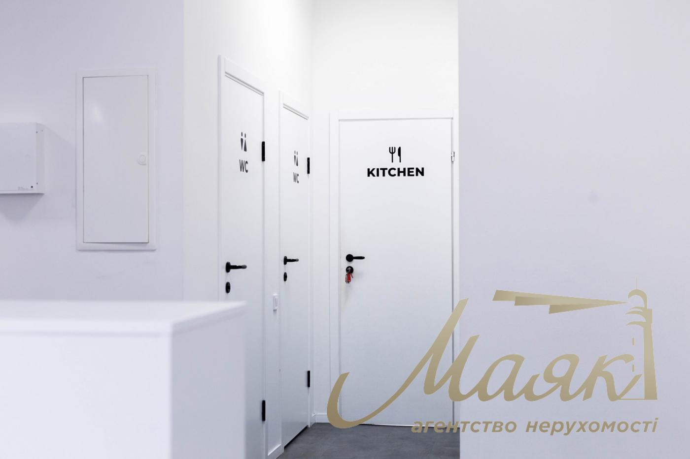 Office for rent 645m2 in BC Business city, 13 Pimonenka str.