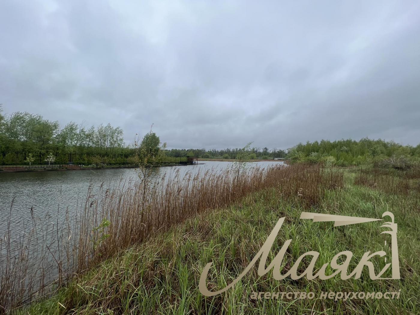 Sale of land with access to the river. Lesniki village. Yasny Khutor