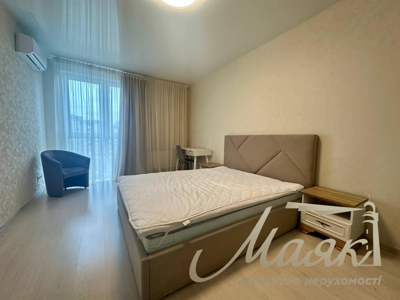 Оренда 1 кімнатної квартири в ЖК Брістоль по вул.Лобановського 144, метро Деміївська.