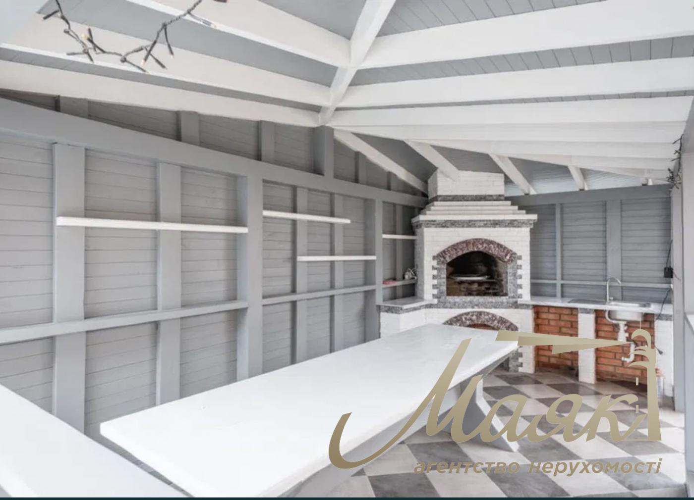 Оренда 2-х поверхового будинку 250м2 , Круглик