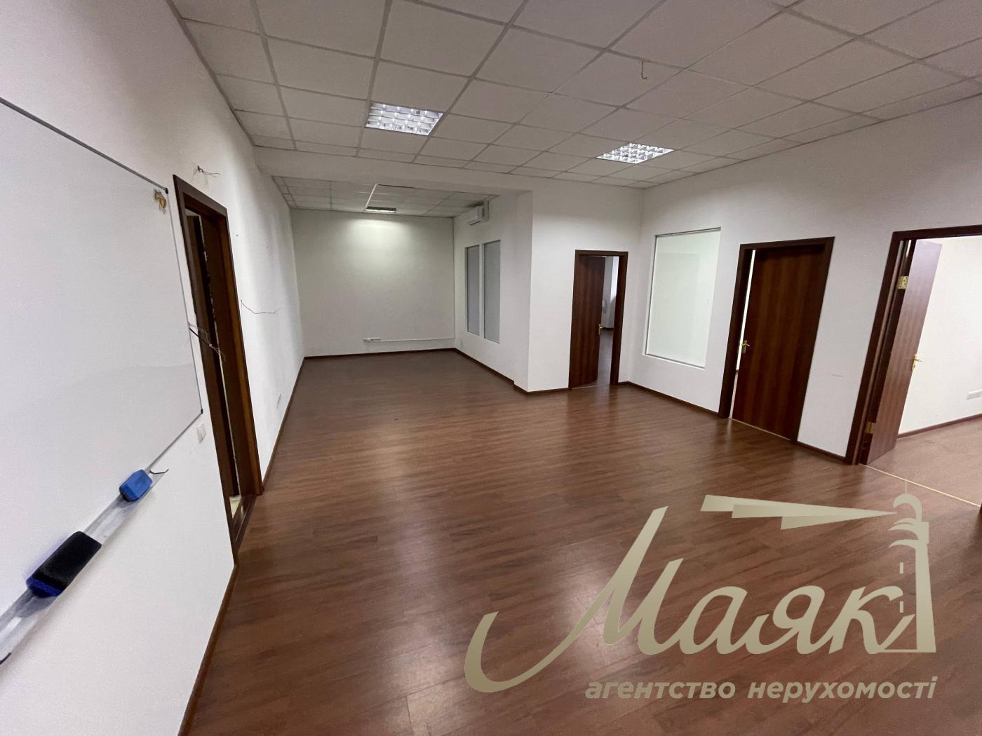Оренда офісу 63м2 БЦ Либідь вул Каземіра Малевича 86п Печерський район Либідська
