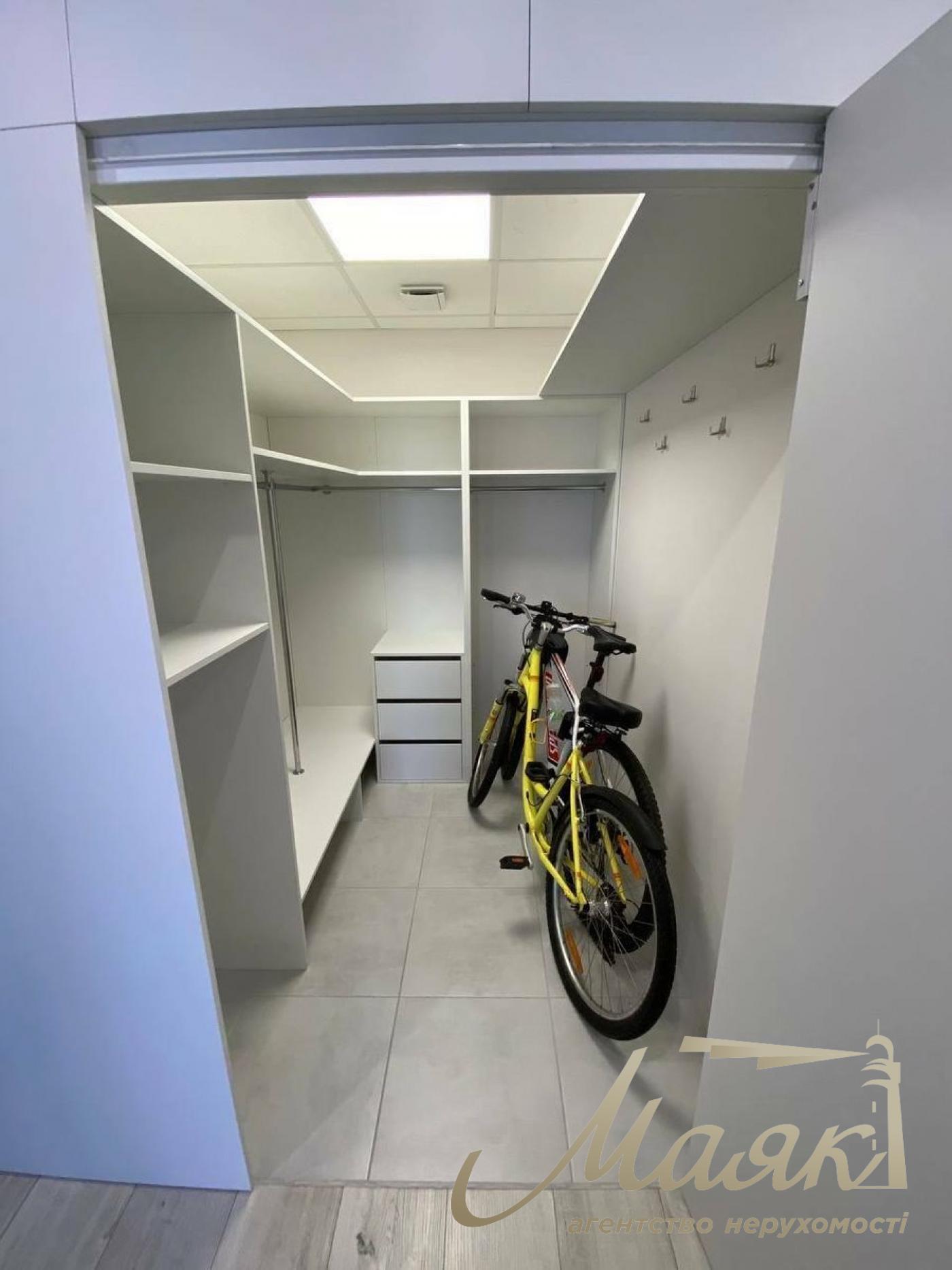 Продаж 4к квартири ЖК Комфорт Таун, вул. Регенераторна