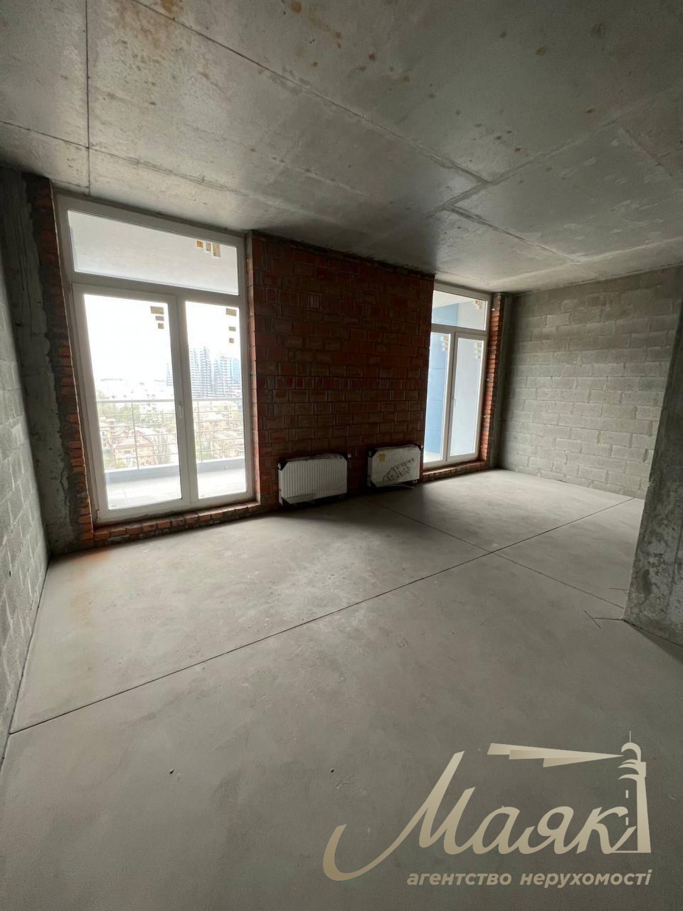 Sale of 4-room apartment 177m2+terrace in residential complex “Central park”