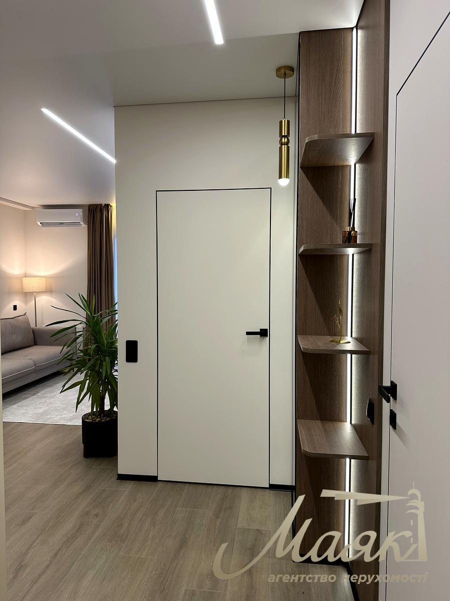 Продажа 2-х комнатной квартиры в ЖК Новая Англия Михаила Максимовича ул. (Трутенко Онуфрия), 24-Г