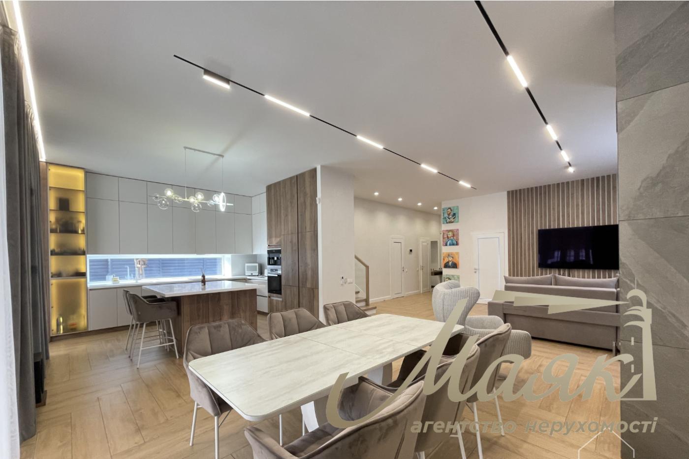 Продажа 2-х этажного дома 255м2, Ходосовка