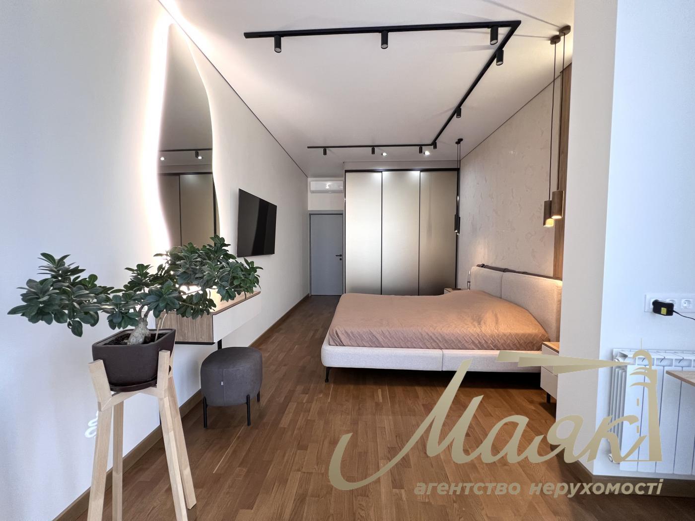 Продажа 3-комнатной квартиры с террасой в ЖК «Итальянский квартал» Оболонский район