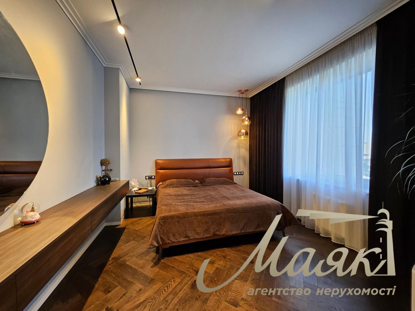 Продаж 4к квартири ЖК Сонячна Рів'єра, вул. Микільсько-Слобідська, Лівобережна