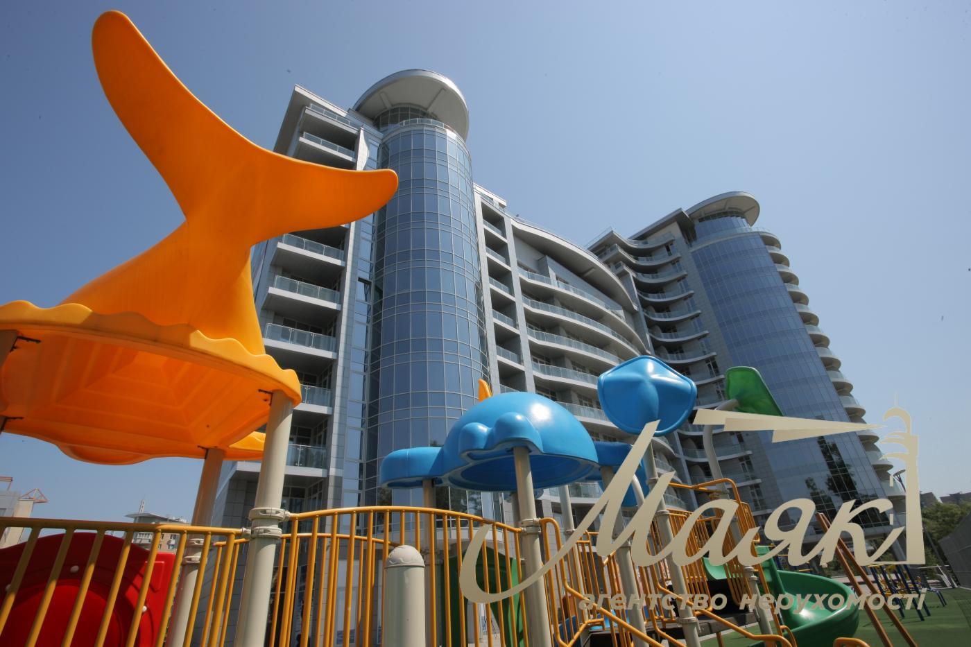 Продаж 3-кімнатної квартири ЖК Рів'єра Ріверсайд, вул. Раїси Окіпної