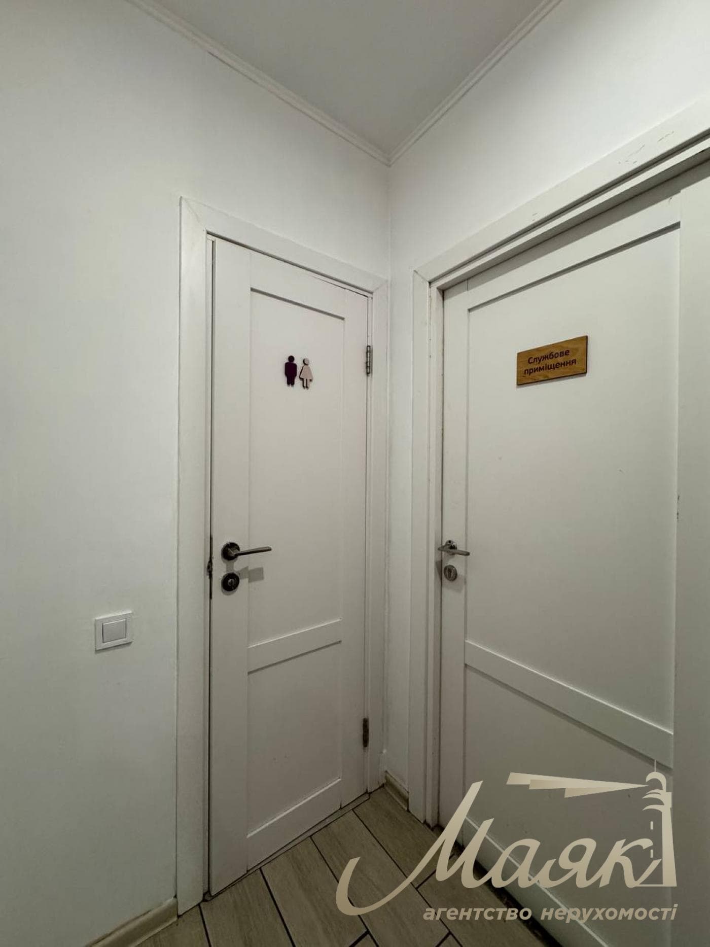 Оренда фасадного приміщення площею 60 м², Поділ, станція метро «Тараса Шевченка»
