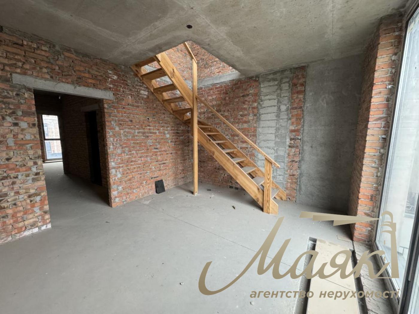Sale of a two-level penthouse with a terrace in the Rybalsky residential complex, Naberezhno-Rybalskaya Street