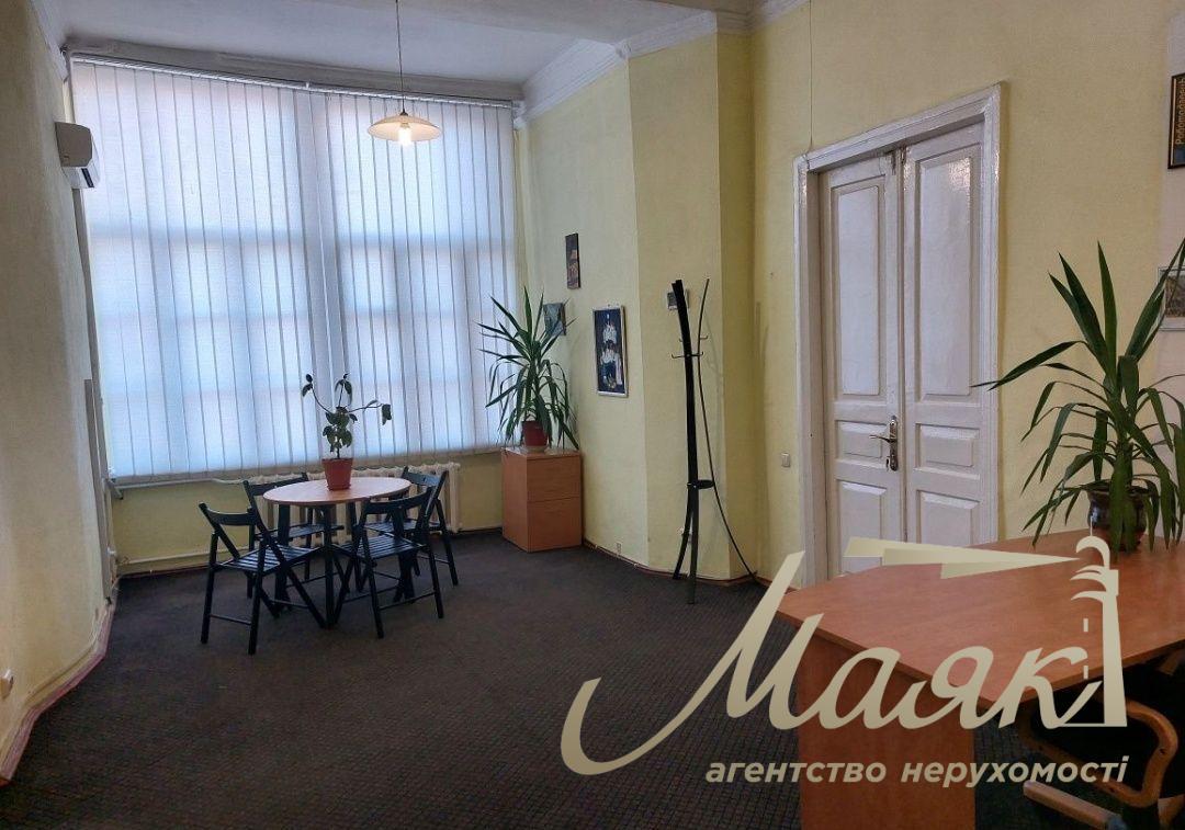 Продаж ОСБ 765м2, Поділ, Контрактова площа